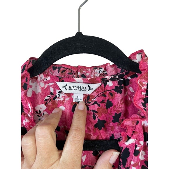 Nanette Lepore Pink Floral Long Sleeve Blouse Button Up‎ Blouse M Pleat Front - Picture 4 of 10
